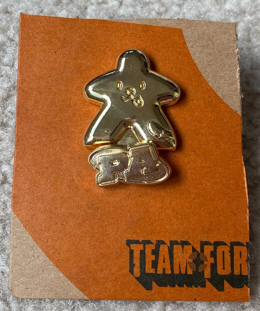 Pinny Arcade PAX 2020 Gold Kemper Meeple Pin Golden Cat Staff Chase