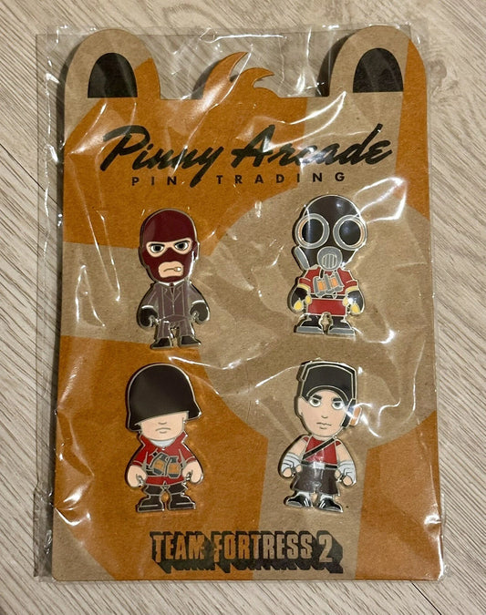 Pinny Arcade PAX 2015 Team Fortress 2 Pin Set TF2 Scout Pyro Soldier Spy Valve